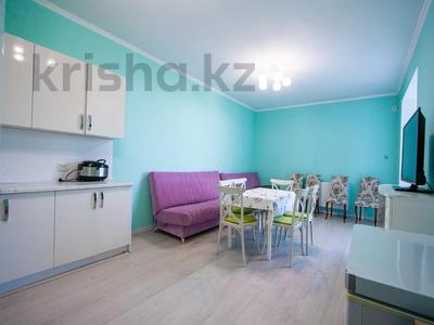 2-комнатная квартира · 61 м² · 5/10 этаж, мкр Хан Тенгри, Кенесары хана — парк им. Первого президента | Международная школа Мирас | Школа Бобек за 39.5 млн 〒 в Алматы, Бостандыкский р-н