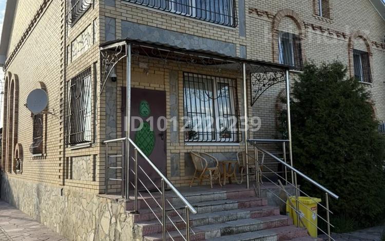 Жеке үй · 7 бөлме · 500 м² · 15 жүзд., 1-й Цветочный пр-д 24, бағасы: 190 млн ₸ в Костанае — фото 2
