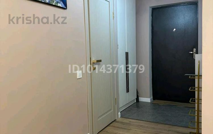 1-комнатная квартира · 40 м² · 5/9 этаж, Райымбек батыра 275 за 210 000 ₸ в  — фото 2