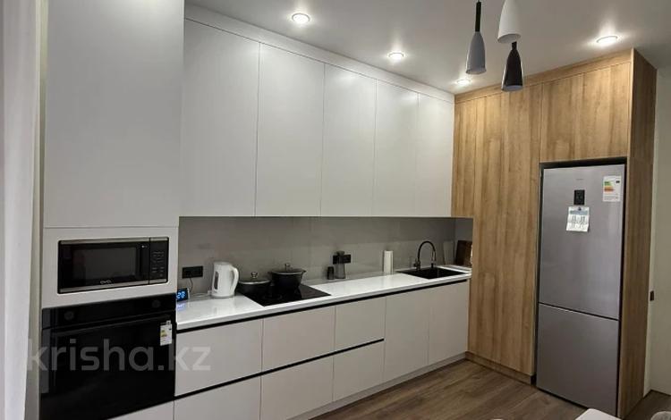 3-бөлмелі пәтер · 84.5 м² · 4/13 қабат, Юго-Восток ш/а., мкр. Степной-2, бағасы: 59.9 млн ₸ в Караганде, Казыбек би р-н — фото 2