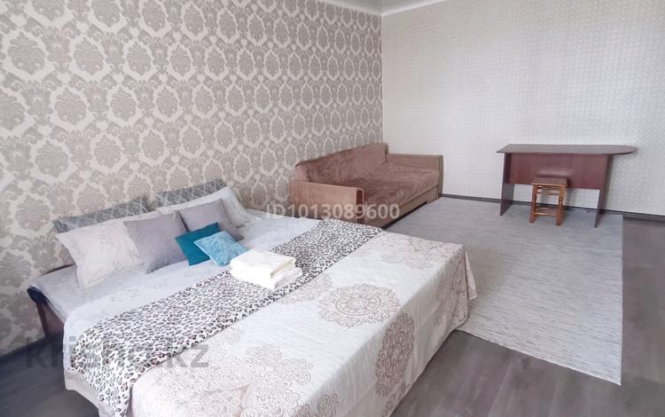 1-комнатная квартира · 48 м² · 8/9 этаж, мкр Кадыра Мырза-Али 11/1 за 12 000 ₸ в Уральске — фото 46