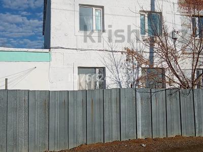 Жер үй мен саяжайлар в Улытау обл.: Үйдің бір бөлігі · 5 бөлме · 150 м² · 5 сот., ПГТ Кенгир , ул. Школьная 2/1, бағасы: 25 млн 〒 Үйдің бір бөлігі · 5 бөлме · 150 м² · 5 сот., ПГТ Кенгир , ул. Школьная 2/1, бағасы: 25 млн 〒 в Жезказгане