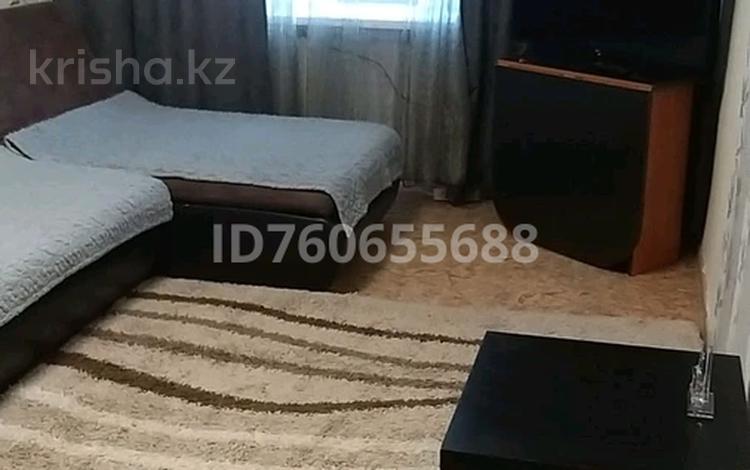 2-комнатная квартира · 50 м² · 3/5 этаж, 7-й микрорайон 53 — Магазин Экран за 12 000 ₸ в Темиртау — фото 4