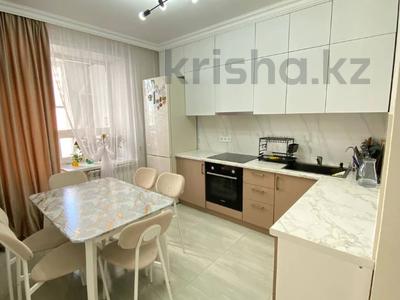 2-бөлмелі пәтер · 62 м² · 3/10 қабат, Ж.Нажимеденова 13 — СВЕЖИЙ РЕМОНТ, бағасы: 35.5 млн ₸ в Астане, Сарайшык р-н