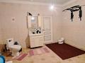 Жеке үй · 4 бөлме · 200 м² · 10 жүзд., Бауырластар, Сокпакбаев, бағасы: 27 млн ₸ в Актобе, жилой массив Бауырластар — фото 5