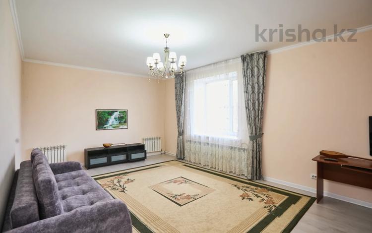 Отдельный дом · 5 комнат · 400 м² · 15 сот., Абай 4А за 75 млн ₸ в Жибек Жолы — фото 41