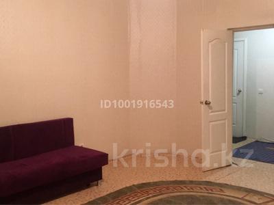 Аренда квартир в Астане: 2-комнатная квартира · 70 м² · 7/10 этаж, Дукенулы 37/1 за 220 000 〒 2-комнатная квартира · 70 м² · 7/10 этаж, Дукенулы 37/1 за 220 000 〒 в Астане, Сарыарка р-н