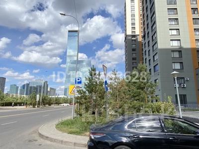 1-комнатная квартира · 50 м² · 3/9 этаж, Туркестан 4Б — Абу даби за 30 млн ₸ в Астане, Есильский р-н
