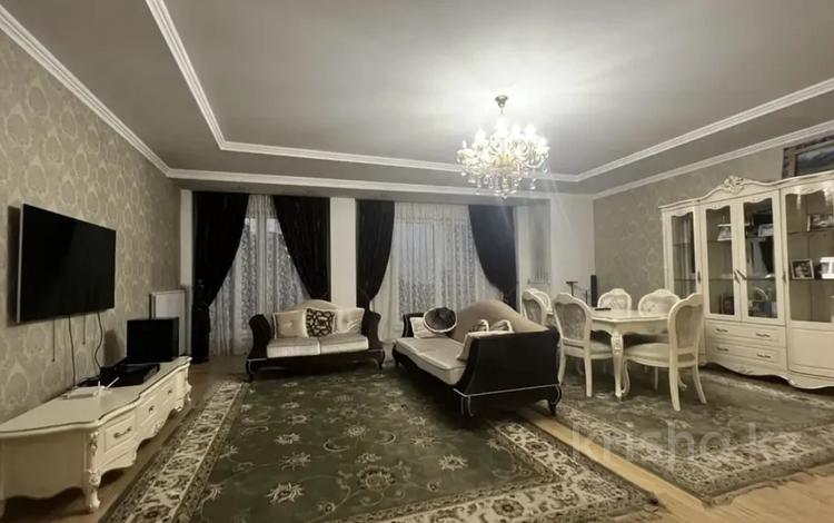 3-бөлмелі пәтер · 135 м² · 5/5 қабат, Мирас ш/а. 157, бағасы: 140 млн ₸ в Алматы, Бостандыкский р-н — фото 3