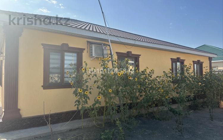 Отдельный дом · 4 комнаты · 220 м² · 8 сот., Сабит Каримов за 35 млн ₸ в Атырау — фото 2