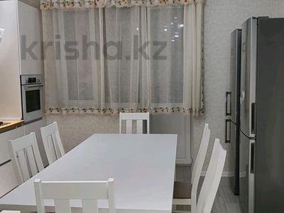 Продажа квартир в Актюбинской обл.: 4-комнатная квартира · 133.6 м² · 4/10 этаж, молдагуловой за 80 млн 〒 4-комнатная квартира · 133.6 м² · 4/10 этаж, молдагуловой за 80 млн 〒 в Актобе