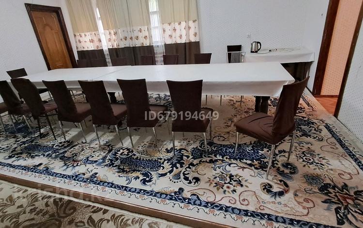 Дом · 6 комнат · 250 м², мкр 8, М. Оспанова 1 — Абулхаир хана за 35 000 〒 в Актобе — фото 7