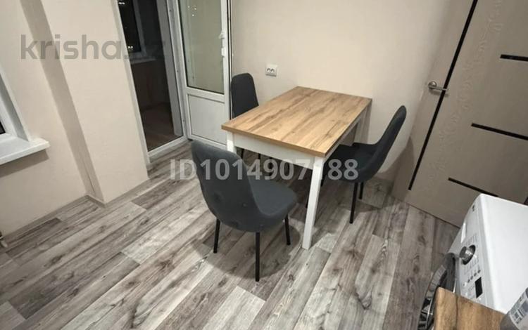 2-комнатная квартира · 65 м² · 9/13 этаж, Женис 72 за 260 000 ₸ в Астане, Сарыарка р-н — фото 2