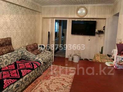 3-комнатная квартира, 67 м², 5/5 этаж помесячно, Астана 105А за 170 000 〒 в Есик