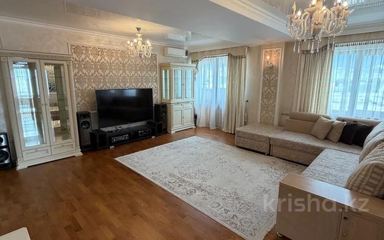4-комнатная квартира · 136.4 м² · 11/16 этаж, мкр Самал-1 9/2 — Жолдасбекова за 138.5 млн ₸ в Алматы, Медеуский р-н — фото 2