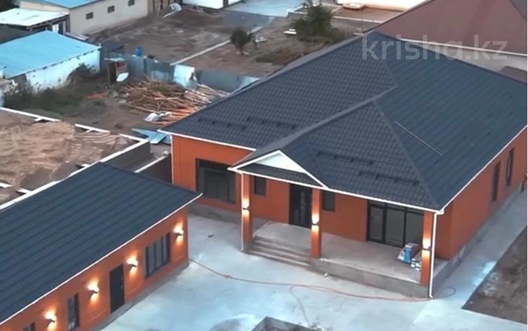 Отдельный дом · 6 комнат · 260 м² · 10 сот., Братя Смаглова 8 за 95 млн 〒 в  — фото 2