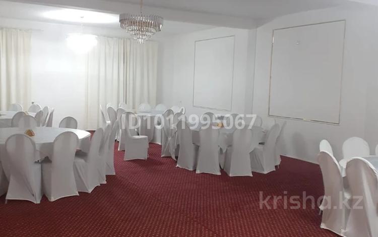 Дом · 2 комнаты · 200 м², Чайкиной 2 а — КСК за 60 000 ₸ в Костанае — фото 2