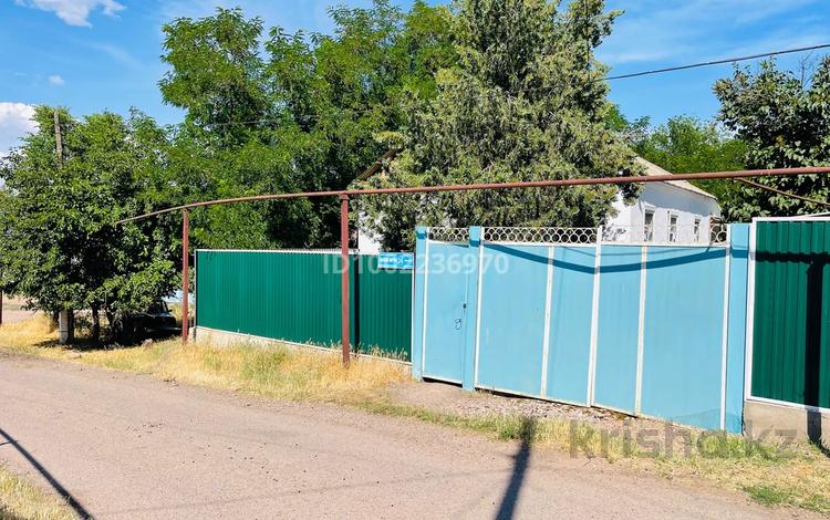Отдельный дом · 3 комнаты · 75 м² · 16 сот., Шынкожа Омаров 24 за 25 млн ₸ в Мерке — фото 2