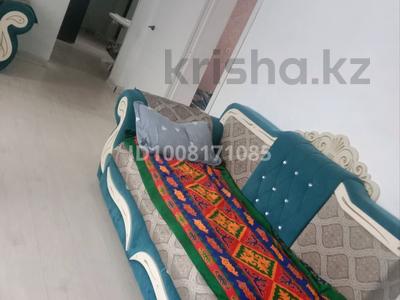 Отдельный дом · 3 комнаты · 100 м², мкр Юго-Восток, Кондитерская 19 — Район рынка Алтын арба за 250 000 〒 в Караганде, Казыбек би р-н
