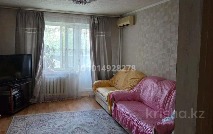 3-бөлмелі пәтер · 57.3 м² · 3 қабат, 3 микрорайон 15 — Гладиатор спорт зал, бағасы: 28 млн ₸ в Конаеве — фото 2