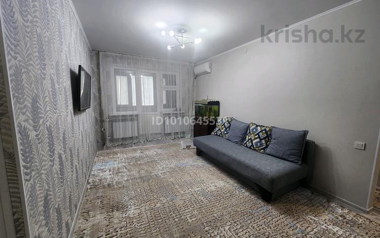 2-комнатная квартира · 45 м² · 4/5 этаж, мкр Каратау 32 за 110 000 ₸ в Таразе — фото 2