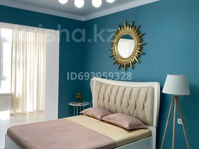 Тәулігіне пәтерлер в Актюбинской обл.: 1-бөлмелі пәтер · 52 м² · 6/9 қабат, Алии Молдагуловой 62/1, бағасы: 15 000 〒 1-бөлмелі пәтер · 52 м² · 6/9 қабат, Алии Молдагуловой 62/1, бағасы: 15 000 〒 в Актобе
