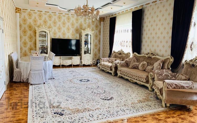 Отдельный дом · 8 комнат · 270 м² · 12 сот., Аубакирова за 72 млн ₸ в Узынагаш — фото 2