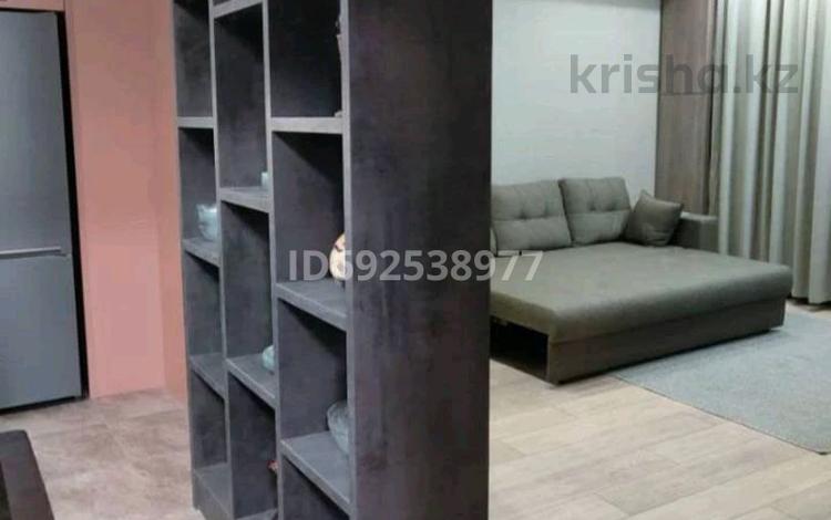 1-комнатная квартира · 36 м² · 5 этаж, Керей жанибек хандар 12/1 за 13 000 ₸ в Астане, Есильский р-н — фото 2
