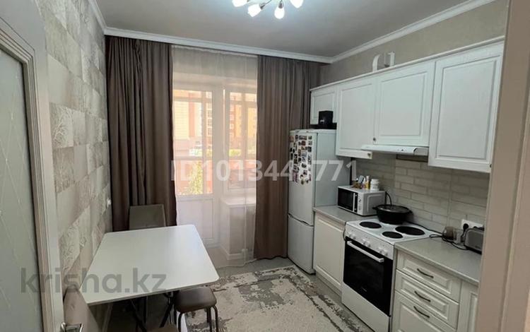 1-комнатная квартира · 38.3 м² · 3/8 этаж, Аль-фараби 17/1 — Аль Фараби за 27 млн ₸ в Астане, Есильский р-н — фото 2