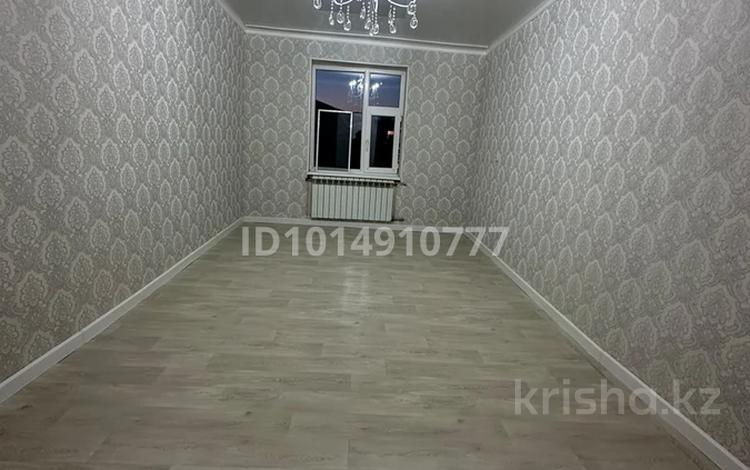 4-комнатная квартира · 118 м² · 5/5 этаж, 3 мкр 22 — Орталықта орналаскан за 17 млн ₸ в Жанаозен — фото 2