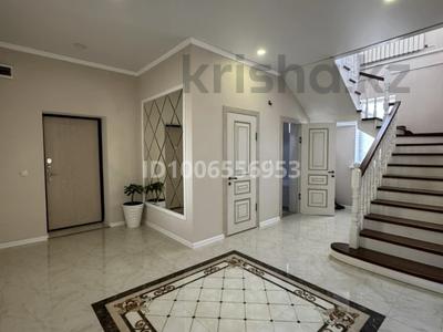 Жеке үй · 8 бөлме · 260 м² · 8 жүзд., Достык 94 — Айтумар, бағасы: 45 млн ₸ в Жанакурылыс