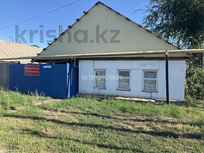 Отдельный дом · 4 комнаты · 75.2 м² · 3.3 сот., Ихсанова 110/1 — Пересечение ул. Рубежинская за 19 млн ₸ в Уральске