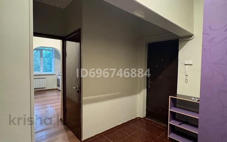 3-комнатная квартира · 59 м² · 2/5 этаж, Кабанбайбатыр 24 за 180 000 ₸ в Шымкенте — фото 2