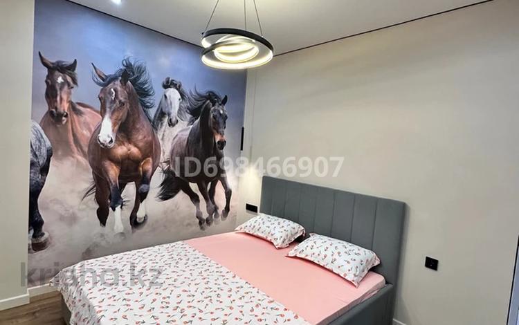 2-бөлмелі пәтер · 65 м² · 4/10 қабат, мкр Шугыла 340/35 — Рядом цон, школа , поликлиника, бағасы: 20 000 ₸ в Алматы, Наурызбайский р-н — фото 2