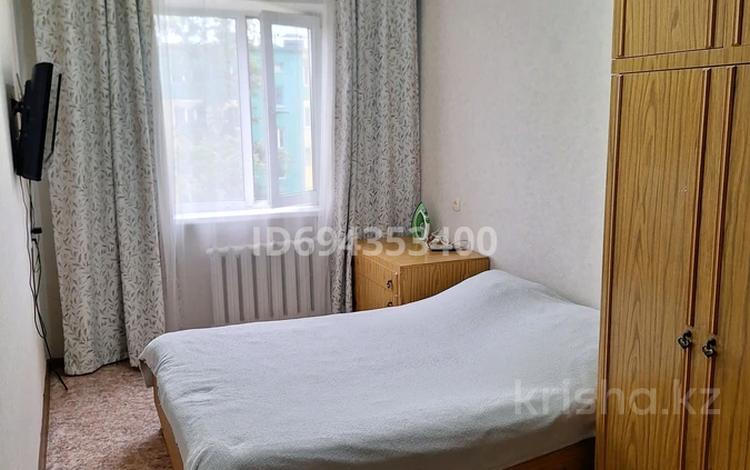 2-комнатная квартира · 42 м² · 4/5 этаж, 408 квартао 15 — Бозтаевп за 9 000 ₸ в Семее — фото 2