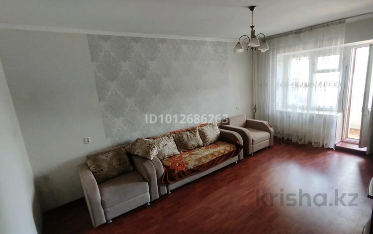 2-бөлмелі пәтер · 70 м² · 2/5 қабат, Назарбаева 76, бағасы: 150 000 ₸ в Кокшетау — фото 2