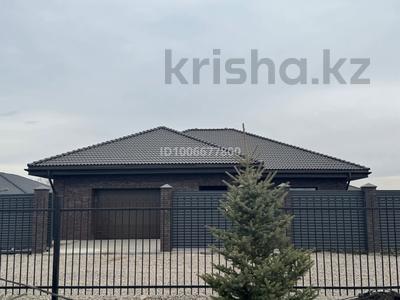 Отдельный дом · 4 комнаты · 180.9 м² · 10.5 сот., Ж.м «Orman Village» 1/6 — Кизатова за 108 млн 〒 в Петропавловске