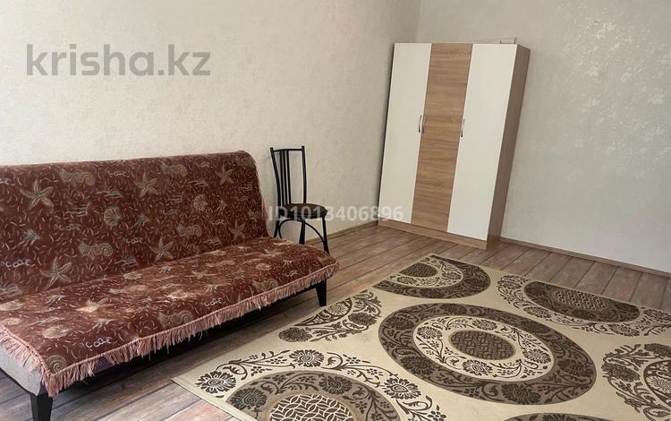 1-комнатная квартира · 33 м² · 2/4 этаж, мкр Коктем-2 6 за 14 000 ₸ в Алматы, Бостандыкский р-н — фото 2