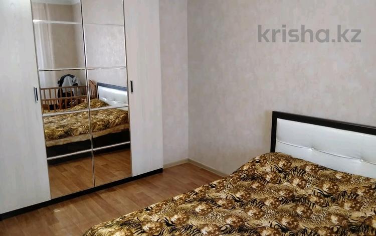 3-комнатная квартира · 75 м² · 2/5 этаж, Е495 52 за 250 000 ₸ в Астане, Есильский р-н — фото 2