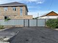 Отдельный дом · 7 комнат · 260 м² · 10 сот., Бұлақты 1 — Дина минимаркетке қарама қарсы үй за 37 млн ₸ в Актобе, жилой массив Кирпичный
