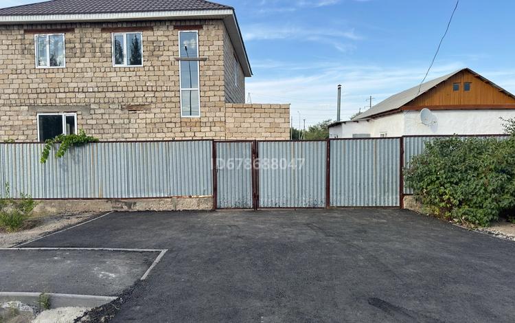 Отдельный дом · 7 комнат · 260 м² · 10 сот., Бұлақты 1 — Дина минимаркетке қарама қарсы үй за 37 млн ₸ в Актобе, жилой массив Кирпичный — фото 11