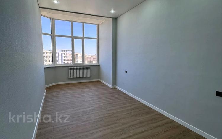 2-комнатная квартира · 74.3 м² · 13/16 этаж, 16-й мкр 64 за 25.5 млн ₸ в Актау — фото 2
