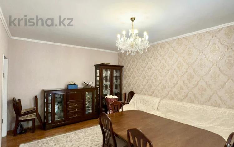 3-бөлмелі пәтер · 98 м² · 1 қабат, Ақсай-4 ш/а. 16б, бағасы: 60 млн ₸ в Алматы, Ауэзовский р-н — фото 2