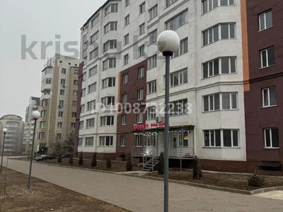 3-бөлмелі пәтер · 108 м² · 1/8 қабат, Микрорайон Алтын Ауыл 14 А, бағасы: 29 млн 〒 в Каскелене