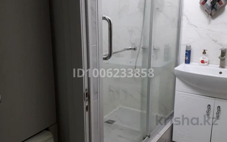 3-бөлмелі пәтер · 58 м² · 1/5 қабат, Мкр Сатпаев 3А 3А, бағасы: 20 млн ₸ в Атырау — фото 2