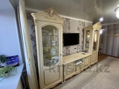 3-комнатная квартира · 64 м² · 2/9 этаж, Торайгырова — только наличный расчет !!! за 19.3 млн 〒 в Павлодаре