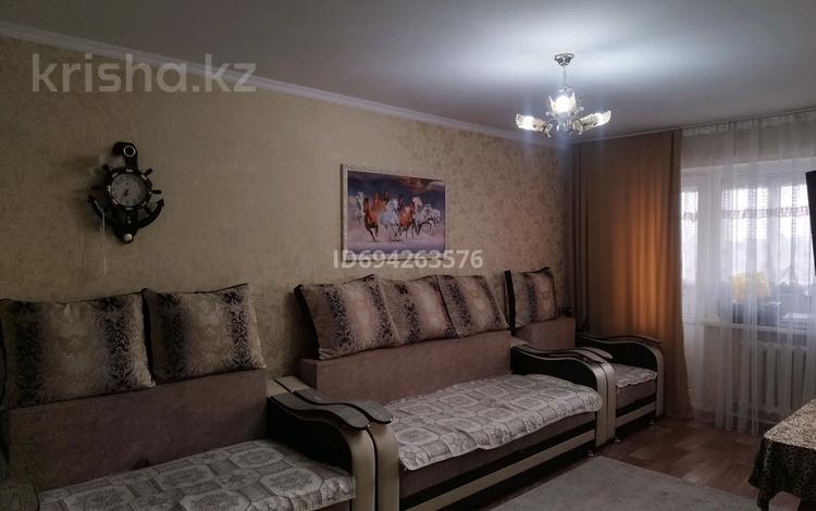 2-бөлмелі пәтер, 44 м², 5/5 қабат, Майкудук, Майкудук, 14й микрорайон, бағасы: 12 млн 〒 в Караганде, Алихана Бокейханова р-н — фото 2