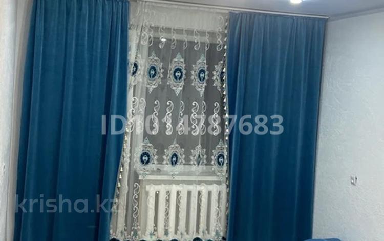 2-комнатная квартира · 54 м² · 4/9 этаж, мкр 11 28 за 150 000 ₸ в Актобе — фото 2