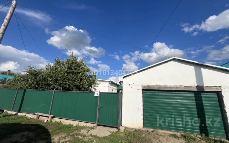 Отдельный дом · 4 комнаты · 80 м² · 12 сот., Чепигина 13 — Больница, 2,3 шк, сад за 14.3 млн ₸ в Мартуке — фото 2