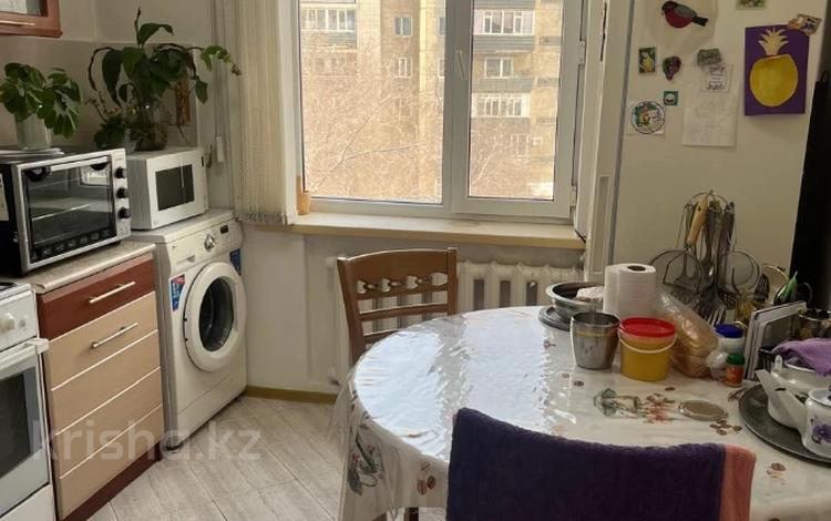 4-комнатная квартира · 79.8 м² · 3/5 этаж, Байтурсынова 37 за 35 млн ₸ в Семее — фото 6